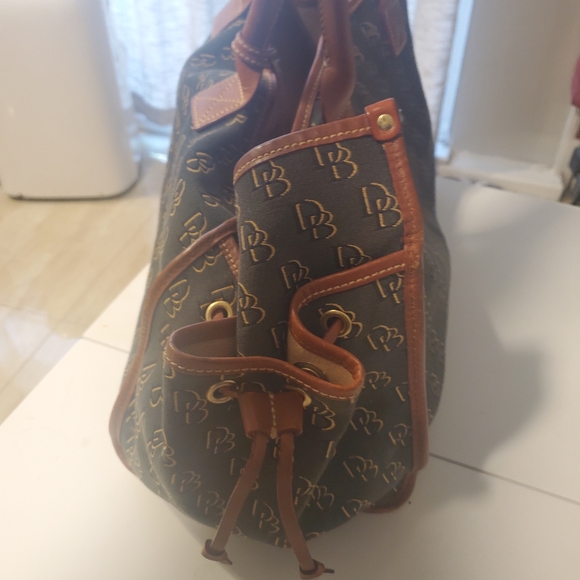 Dooney & Bourke Black and Brown Tote Bag - Picture 5 of 8